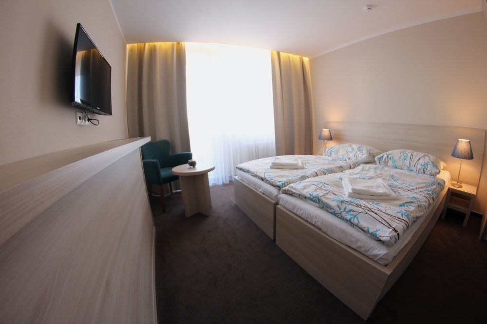 Hotel Spectrum Trnava Exteriör bild