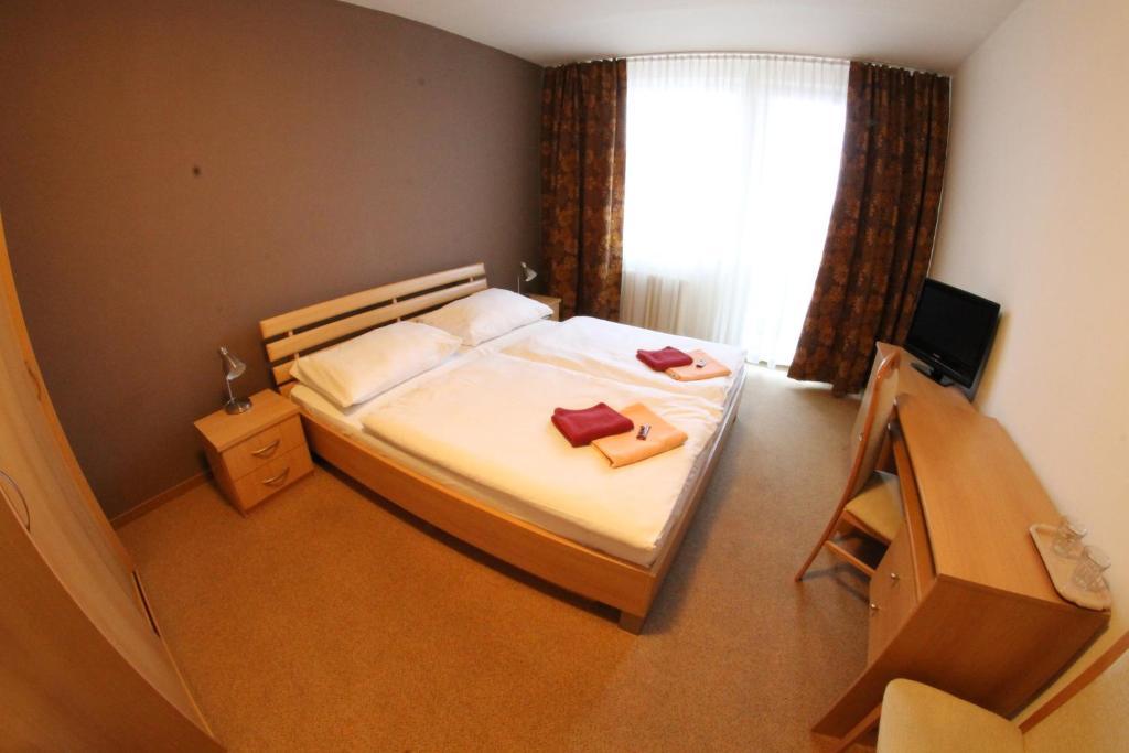 Hotel Spectrum Trnava Rum bild